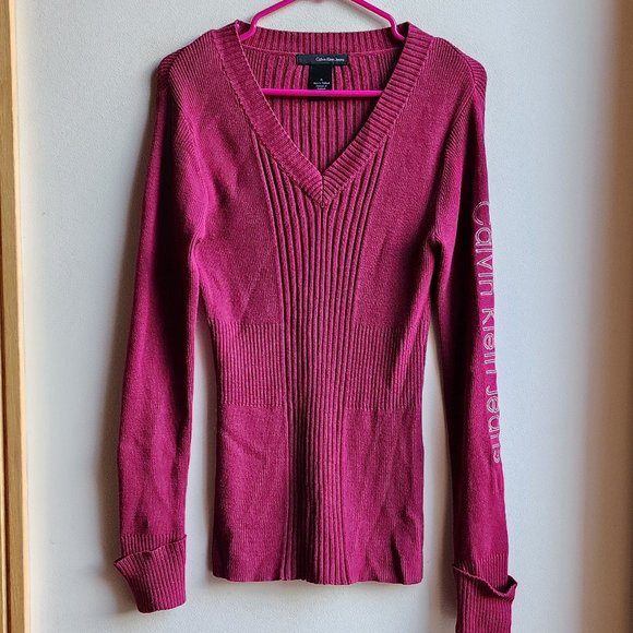 Calvin Klein Hot Pink V-Neck Ribbed Fitted Sweater Size Medium - Picture 1 of 15
